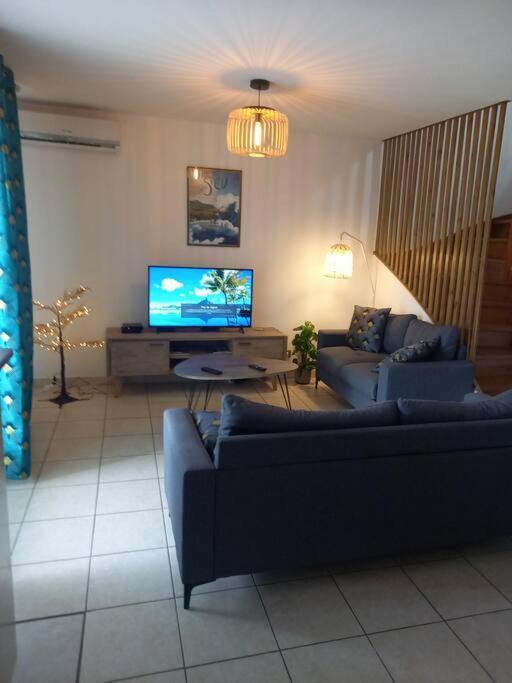 Appartement La Marine Saint-Leu Esterno foto